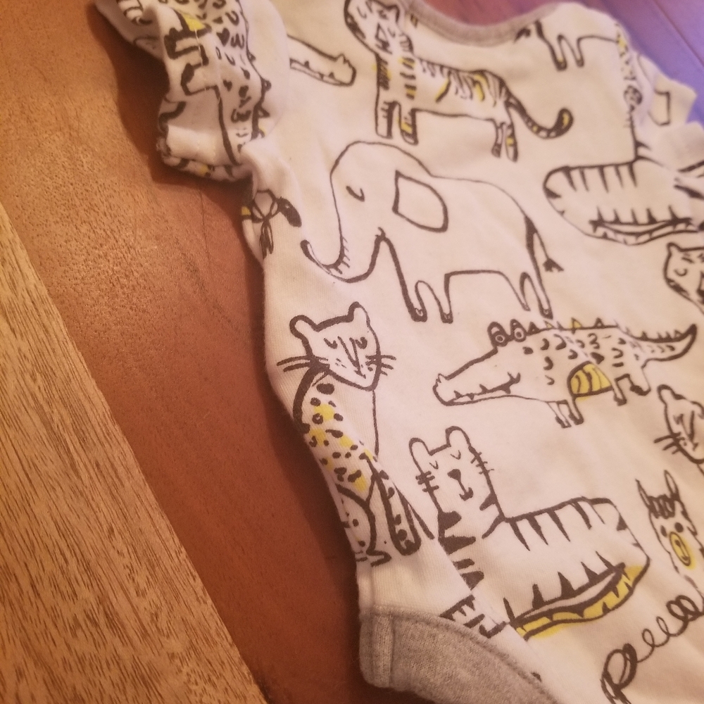 Baby 0-3 - Picture 3 of 8
